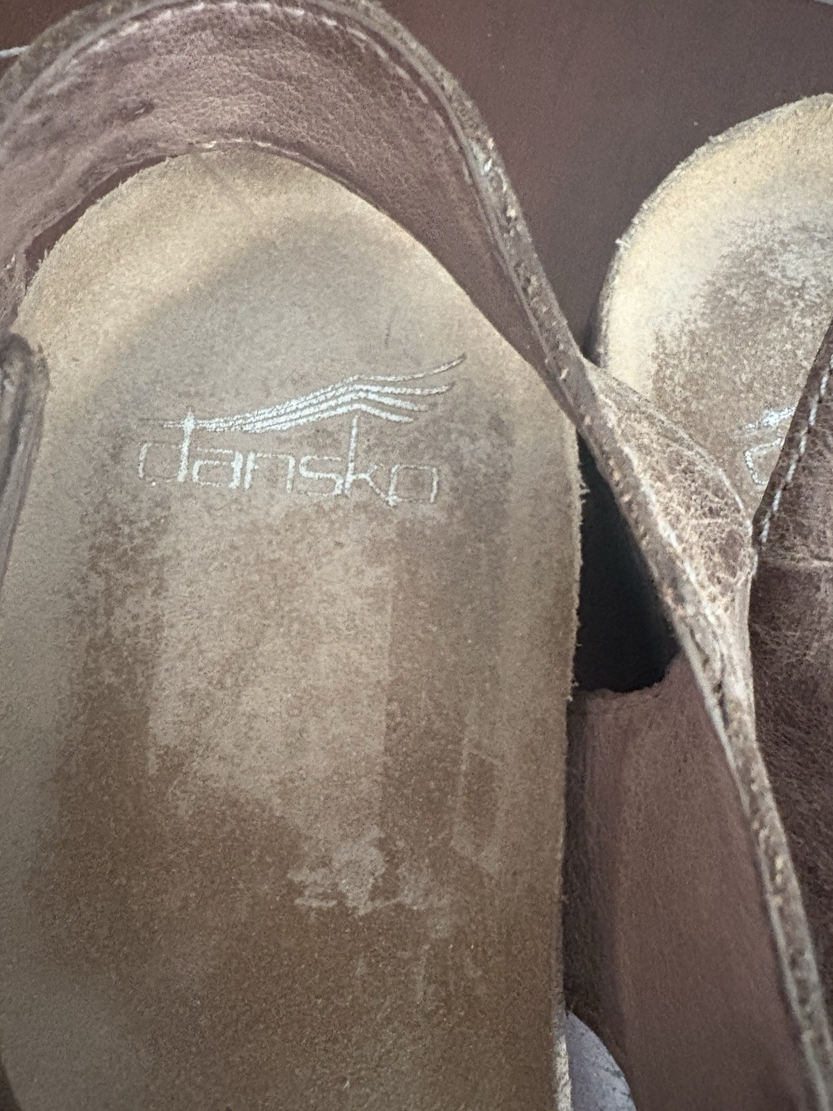 Dansko Reece Tan Leather Women’s Sandals Size EU 37 or US 6.5 Or 7