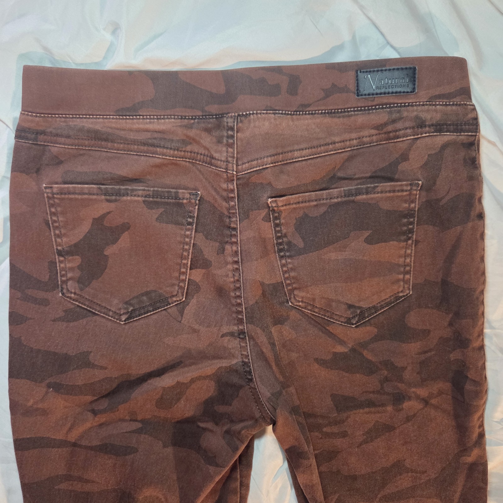 Natural Reflections Set/2 Camo Leggings Sz M Stretch