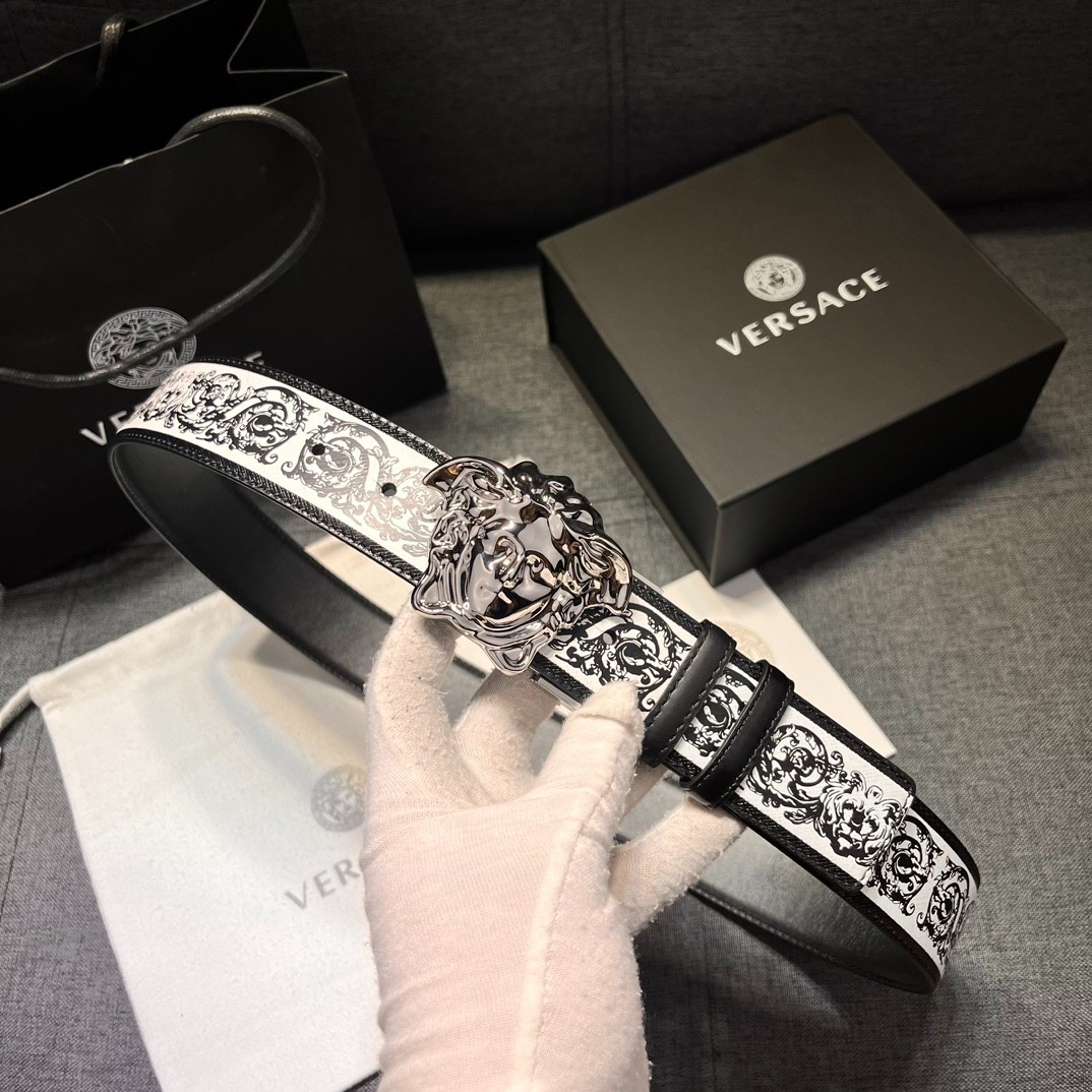 Versace belt REVERSIBLE for sale authentic Classic Belt Width:4.0cm/1.57in
