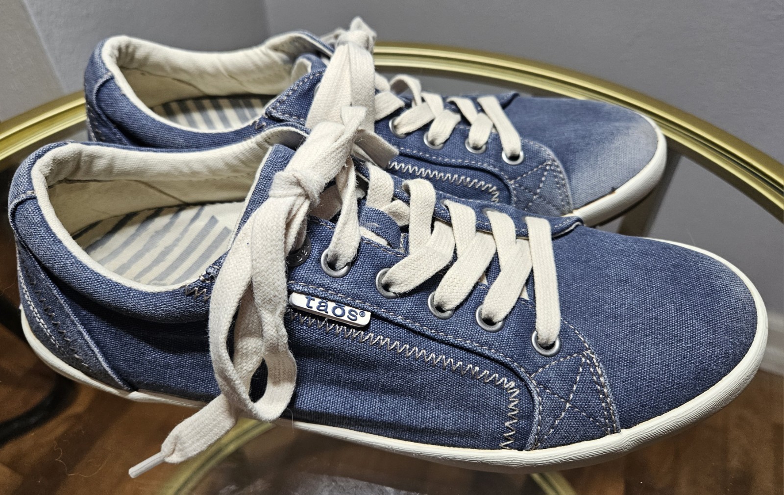 Taos Blue White Canvas Lace Up Women’s Casual Sneakers Rubber Sole US 8.5
