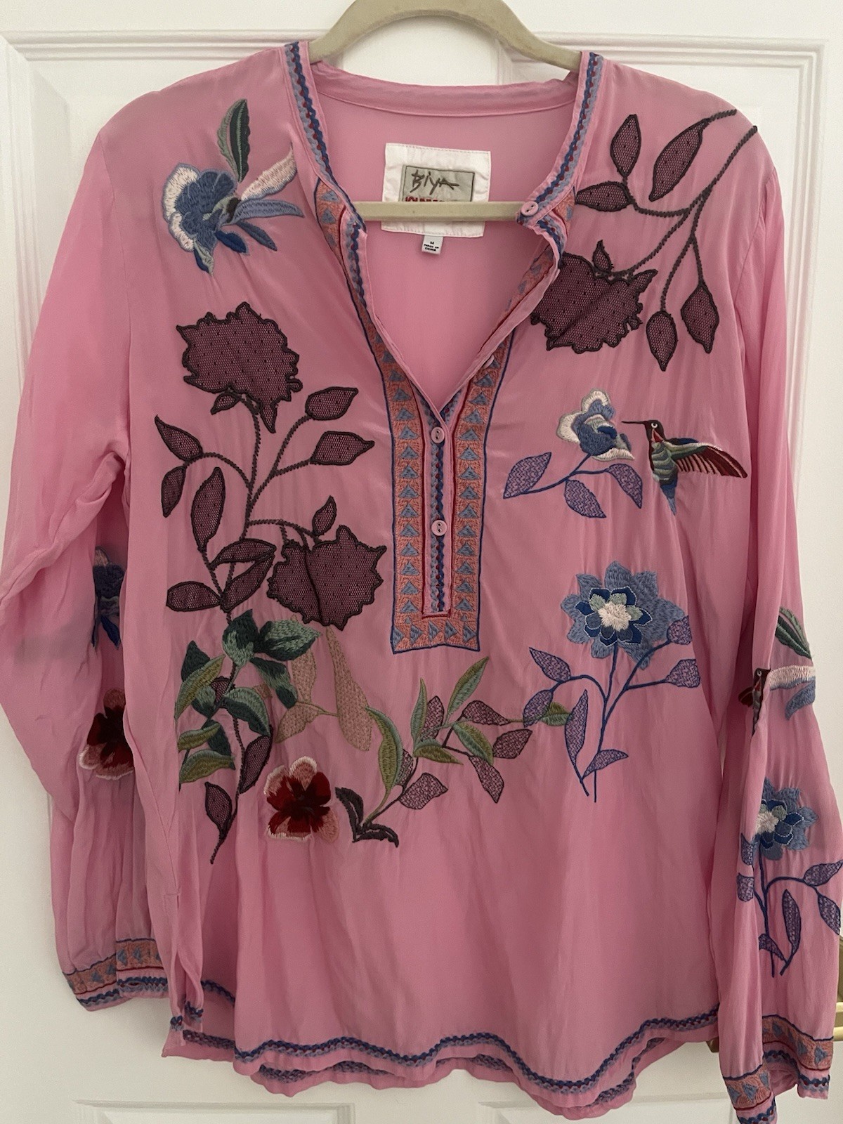 Johnny Was Pink Silk Chiffon Embroidered Floral Hummingbird Tunic Blouse M