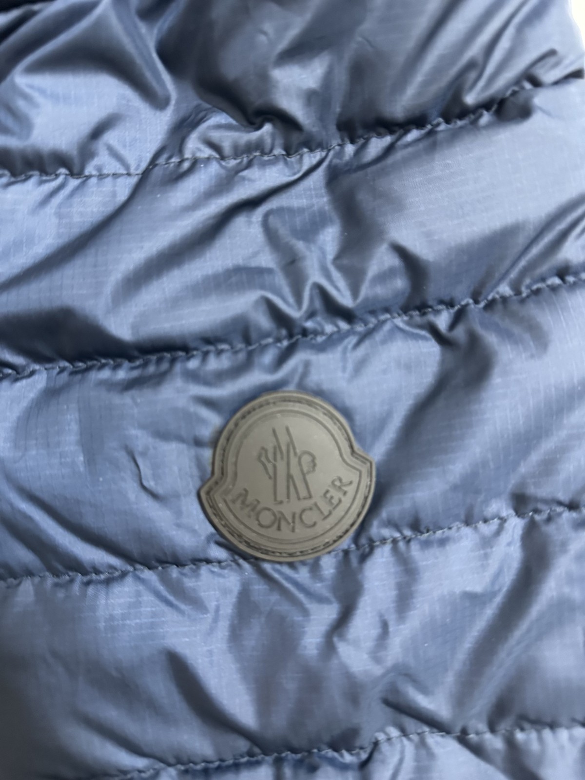 Moncler UME Reflective Blue Puffer Jacket Size 4 – New without tags