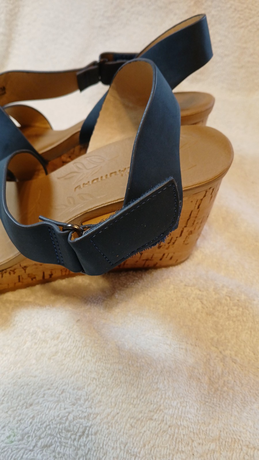 CL by Laundry KEN-002 Platform Wedge Heel Strappy SANDALS Size 7.5M Navy