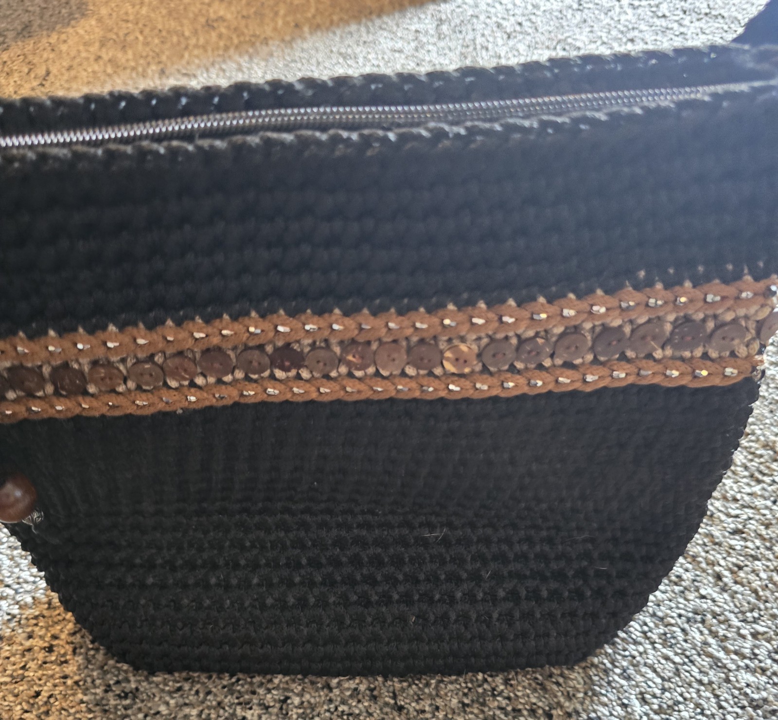 Vnt 90s Boho Macrame/Crochet Purse Coconut Shell Buttons Teddy Bear Int. – EUC