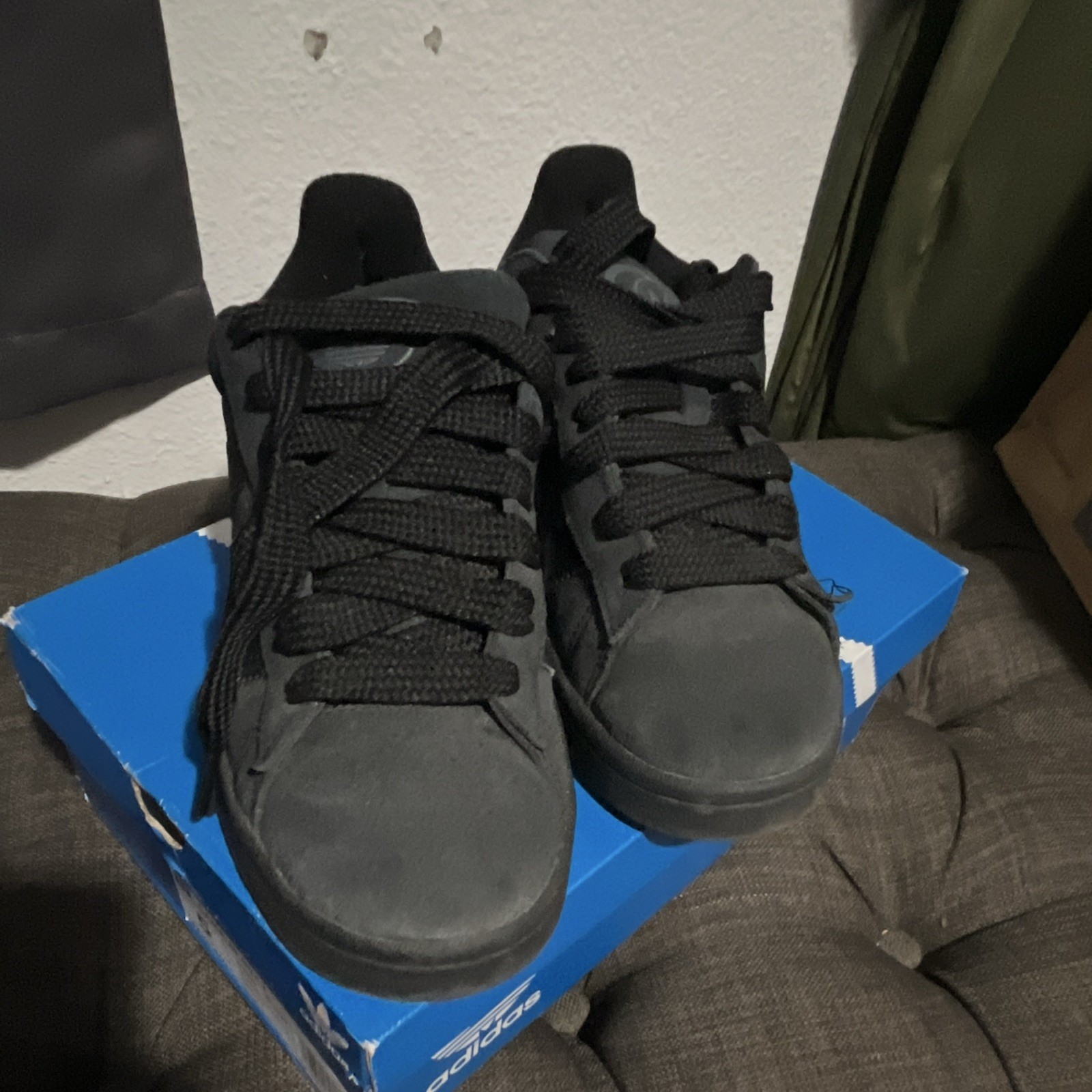 adidas Campus 00s Unisex Kids Black Low Top Leather Lace-Up Sneakers US 5Y/6.5 W
