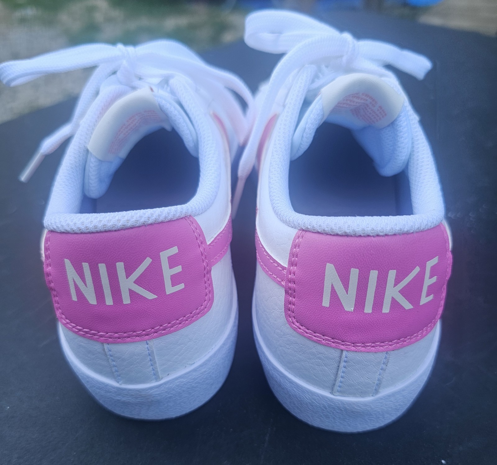 Nike Court Legacy Low Top Leather Sneakers White/Pink Kids US 7Y DA4074-125