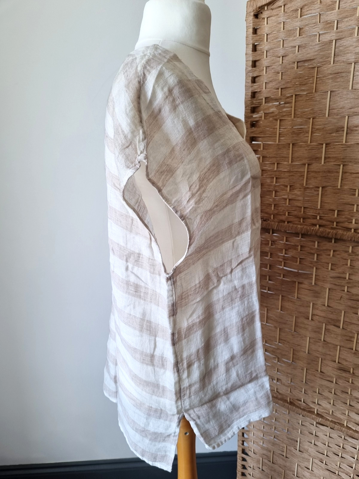 Deane & White Beige 100% Linen Blouse Top Women’s Large 44″ bust 14 / 16