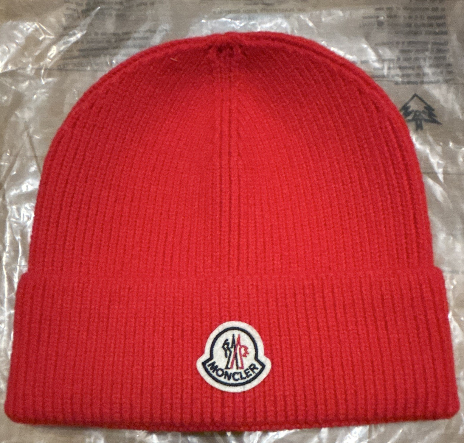 Moncler Red Solid Beanie Hat, One Size Unisex Designer Fall/Winter Stretch