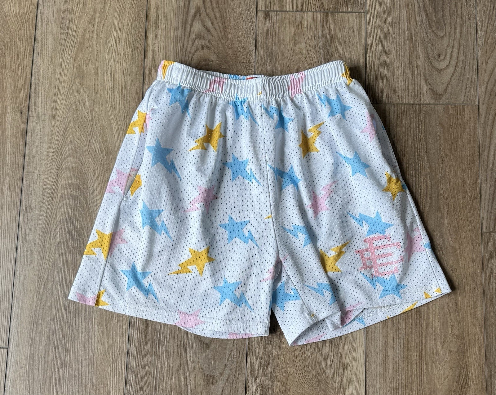 Eric Emanuel x BAPE EE Basic Shorts In White Bapesta Star/Lightning Bolt Size L