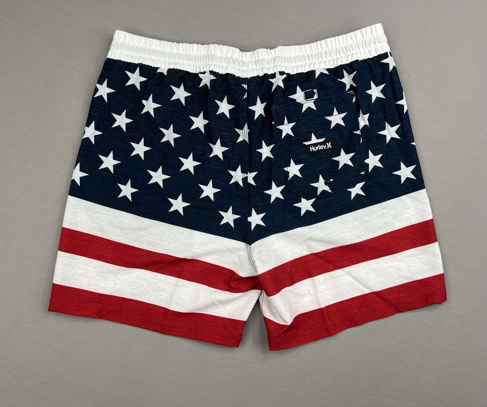 Hurley Mens Patriot Volley 17″ American Flag Hybrid Board Shorts Sz M