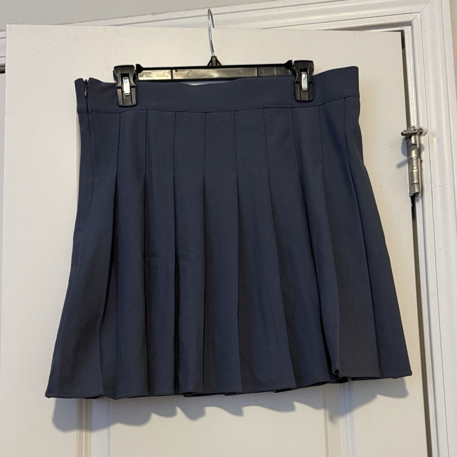 Womens Gray Solid Pleated Mini Skirt