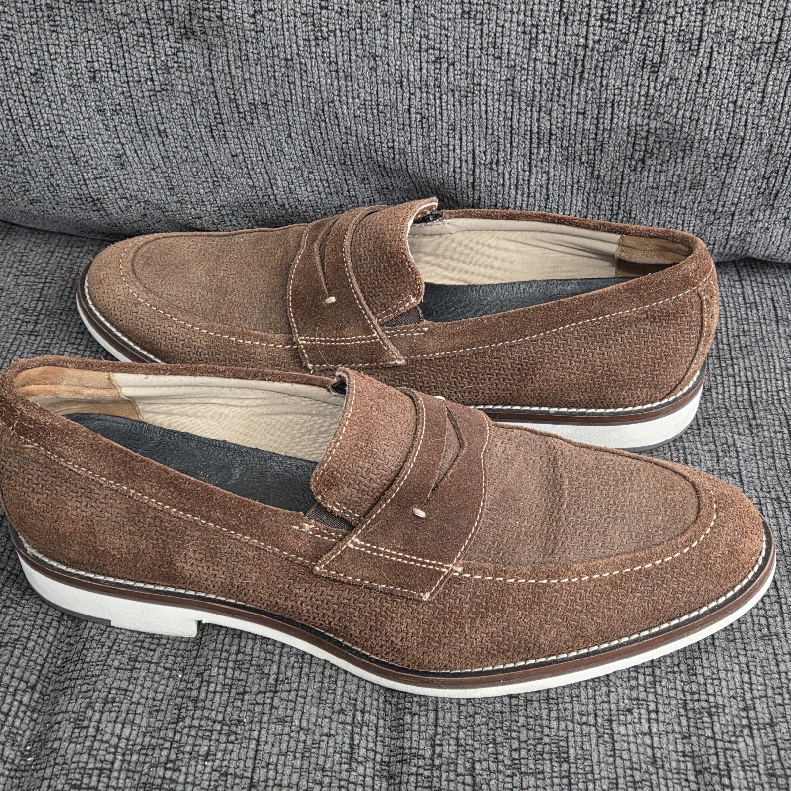 JOHNSTON & MURPHY Men’s Sz 9.5 Brown Suede Leather Slip On Loafers Shoes EUC