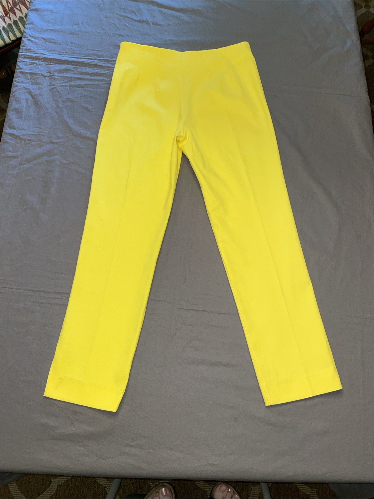 Charlotte Kellogg palm beach Bright Yellow side zip Pants size 8
