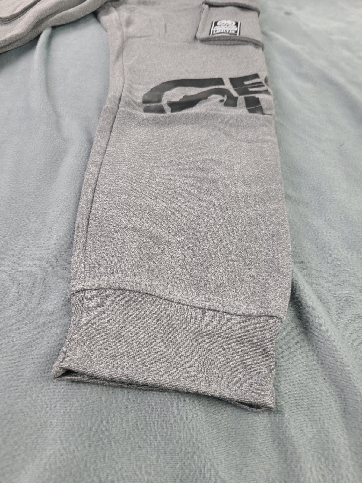 Ecko Unltd. Men’s Scoot Over Joggers With Cargo Pockets Marled Grey Size 3XL