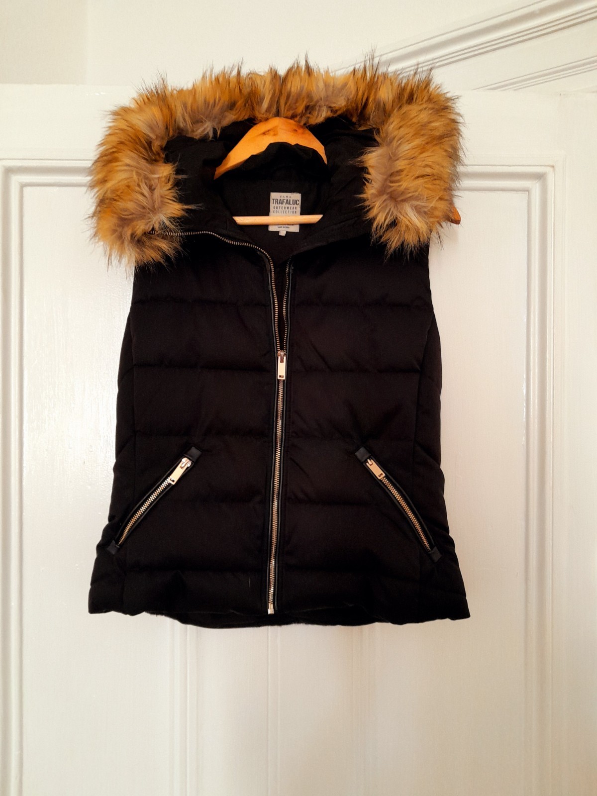 Zara Trafaluc Fur Trim Hooded Wool Mohair Mix Back Gilet Bodywarmer size EU M