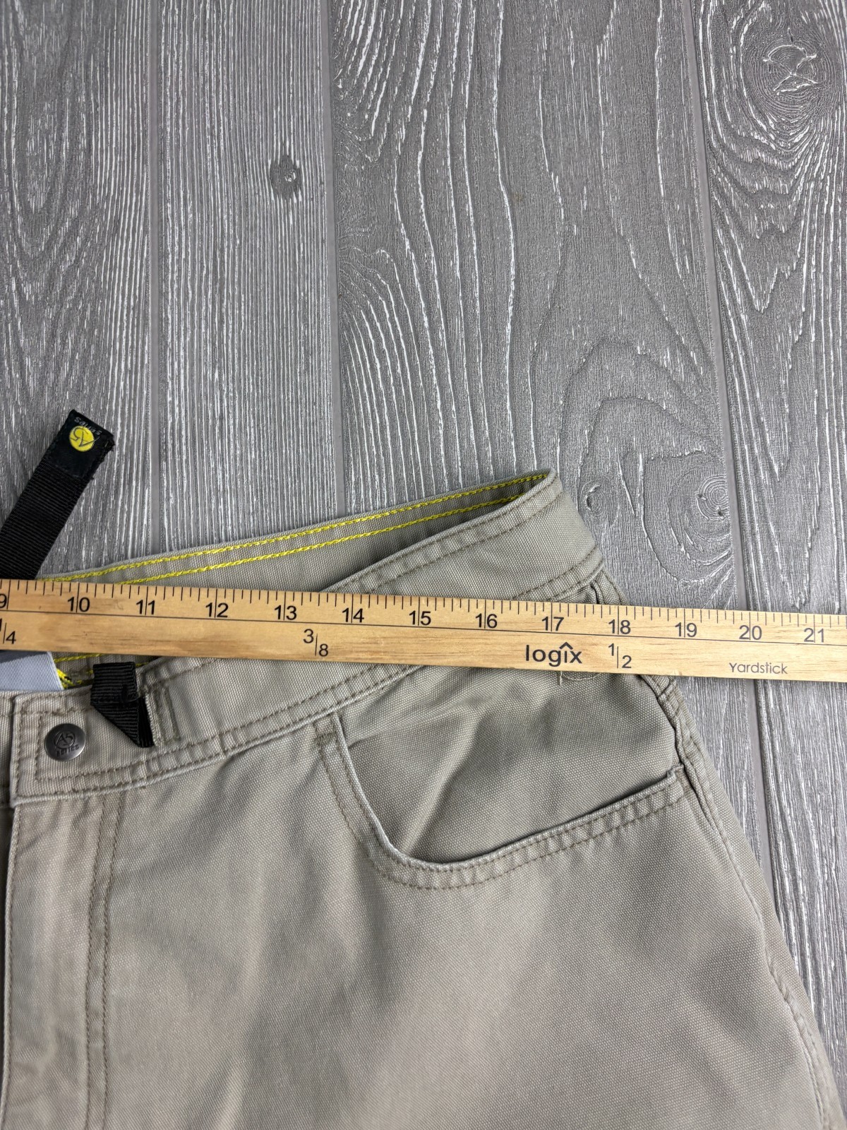 The North Face Men’s 38 Khaki Tan Outdoor Hiking Belted Inseam 32 Pants Y2K