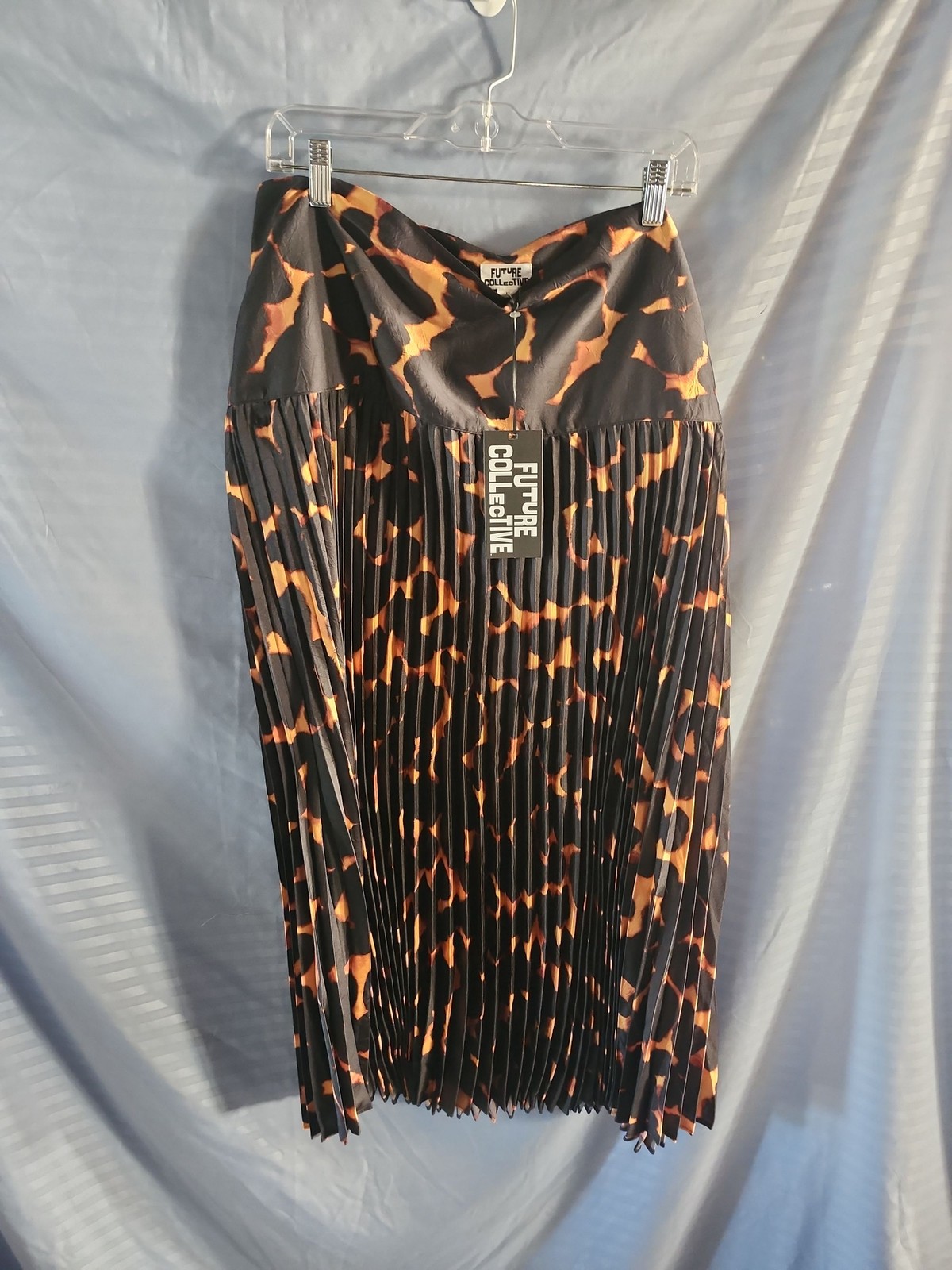 FUTURE COLLECTIVE XL Black Orange Animal Print Pleated Midi Skirt