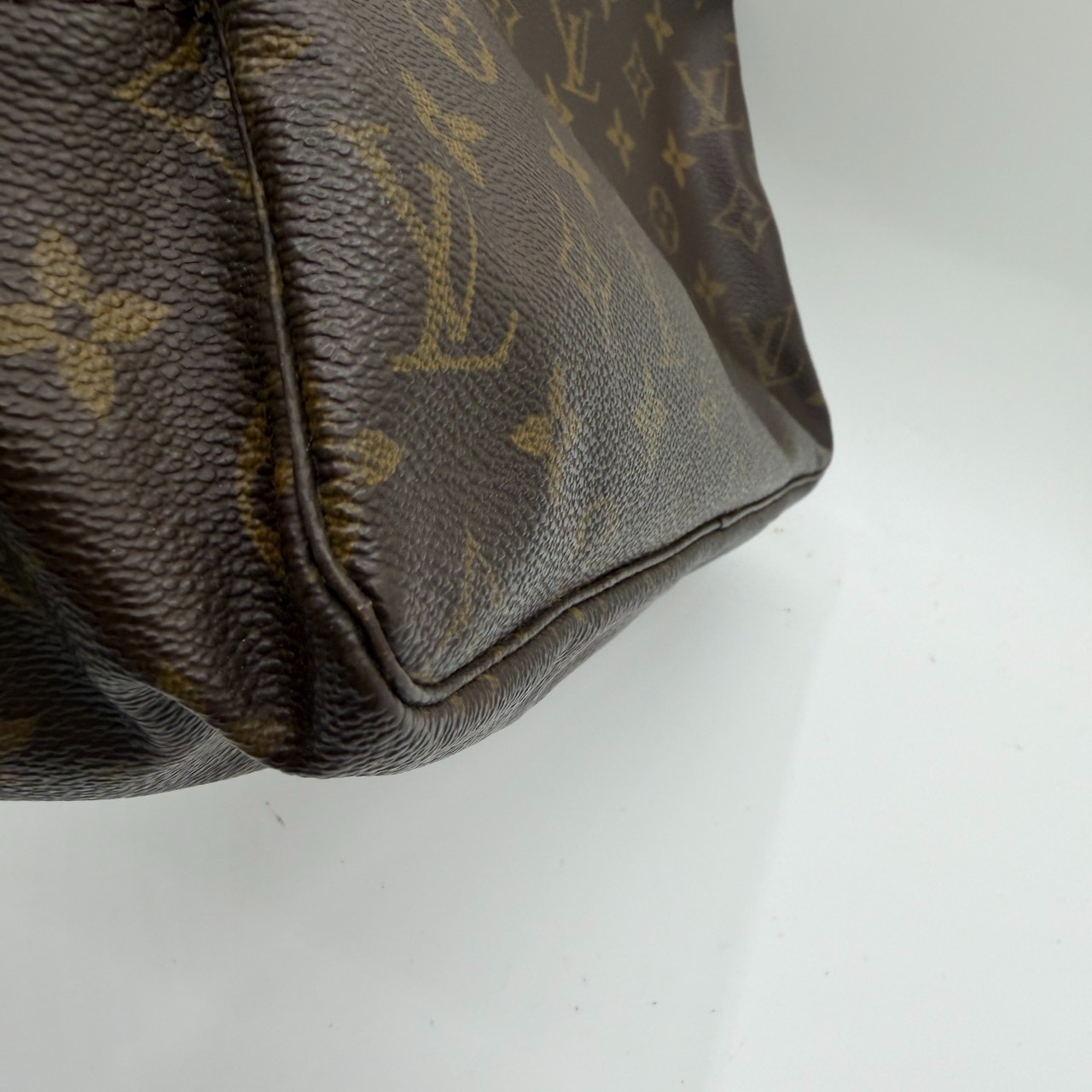 Auth Louis Vuitton Monogram Trousse Toilette 28 M47522 Clutch Bag　（E149）