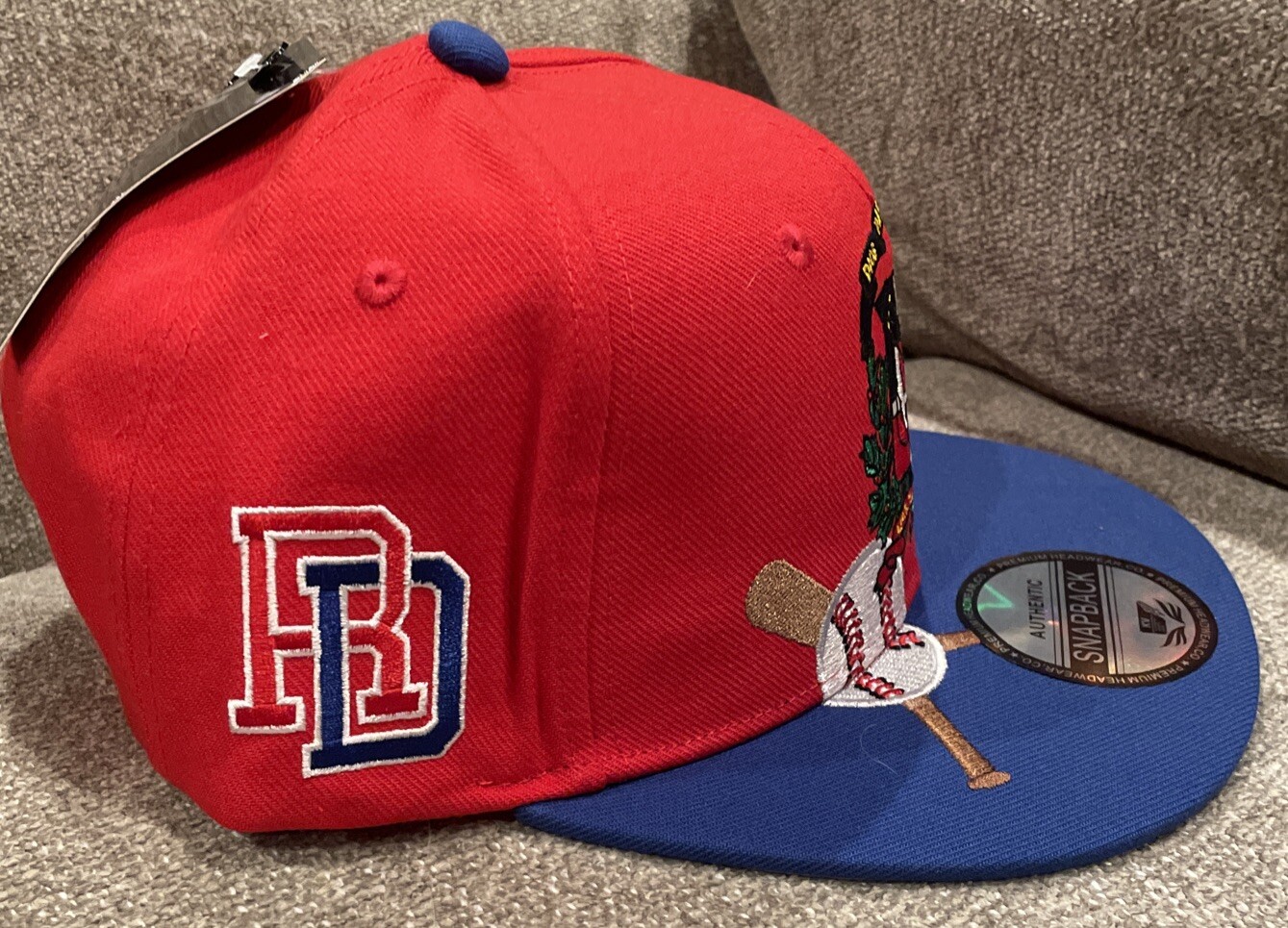 Dominican Republic Red Baseball Hat cap Gorra limited new DR Shield And Flag