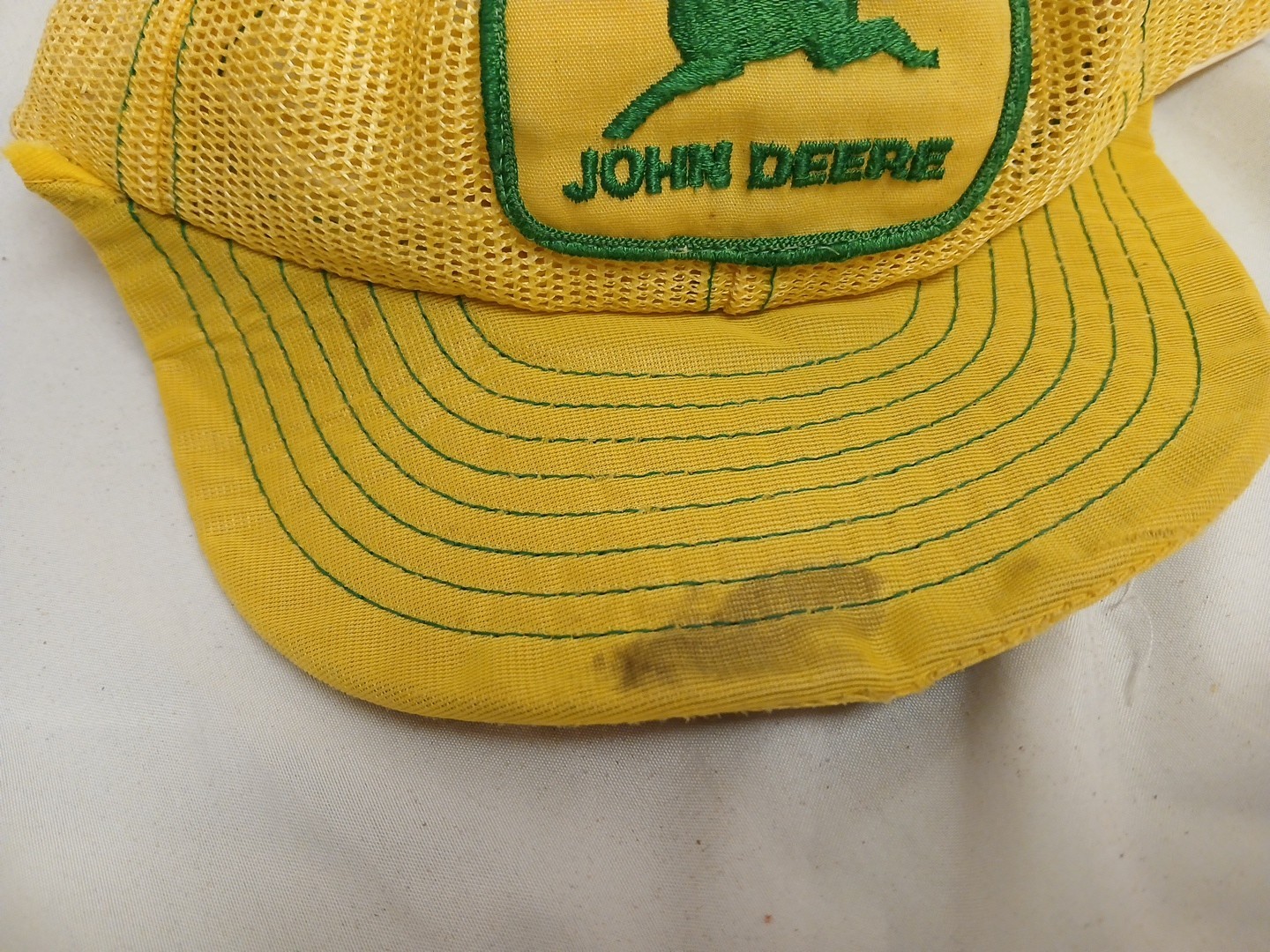 Vintage John Deere Patch Yellow Full Mesh Snapback Hat Louisville Mfg. Co. USA
