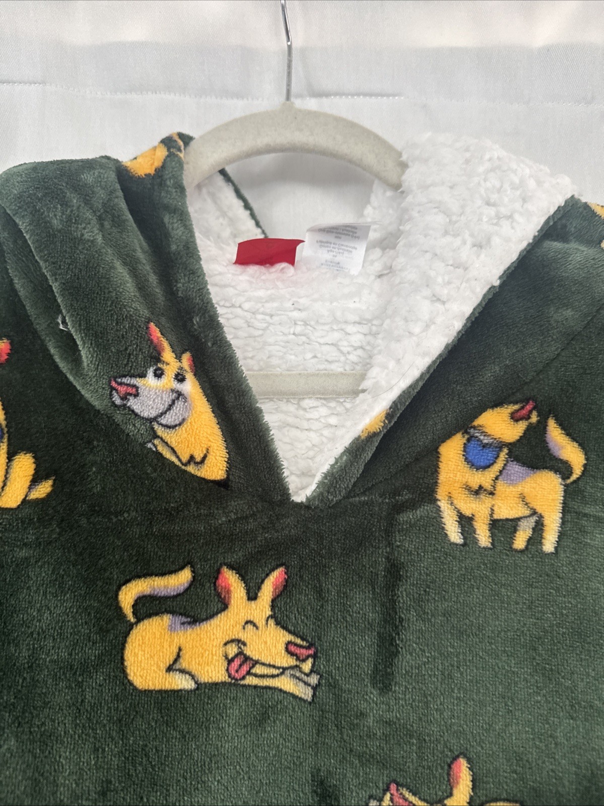 Oodie Oversized Blanket Hoodie Sherpa Adult One-Size All Over Dog Print