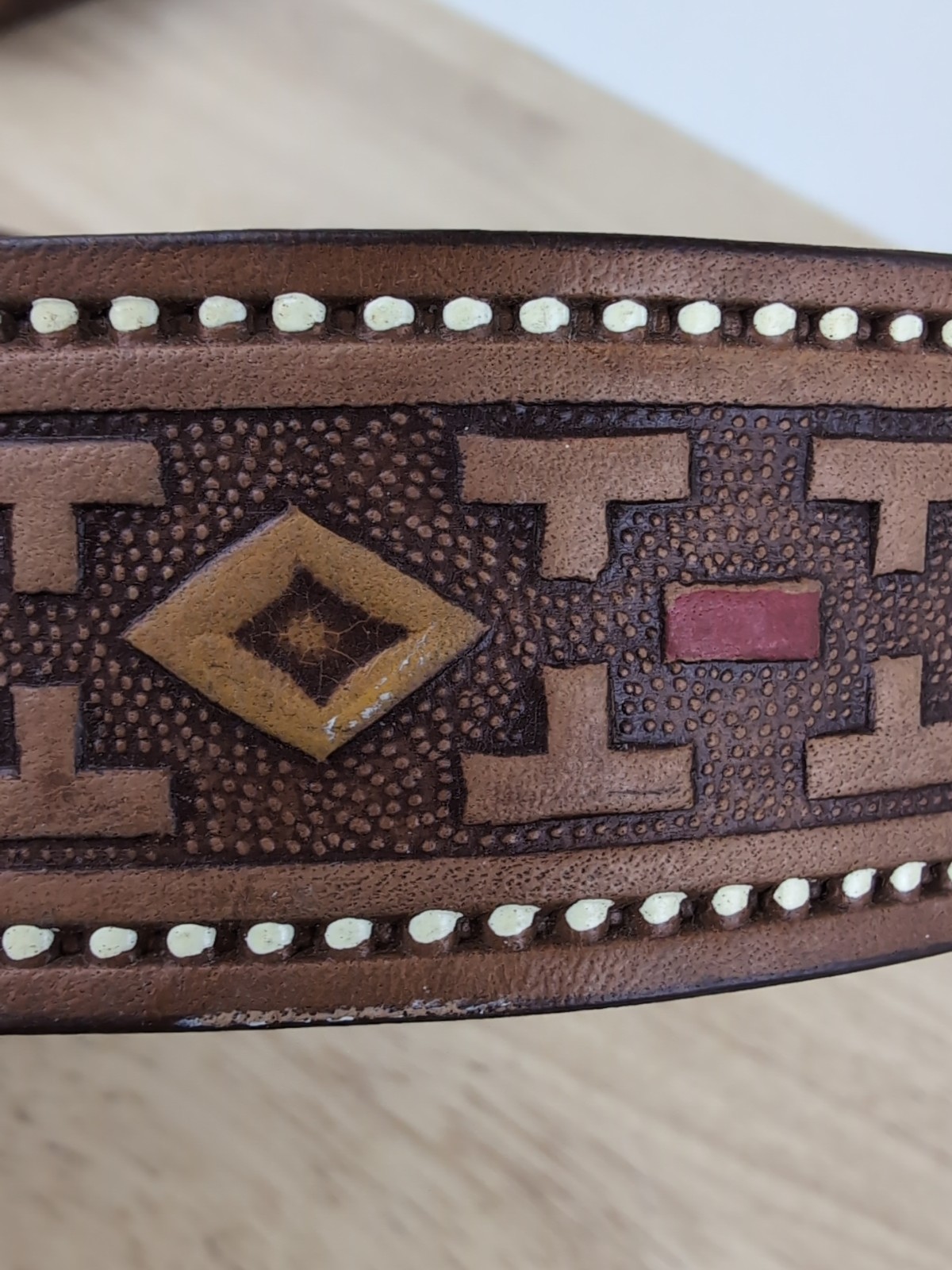 SouthWestern style rope pattern embossed leather belt No Buckle Sz 36