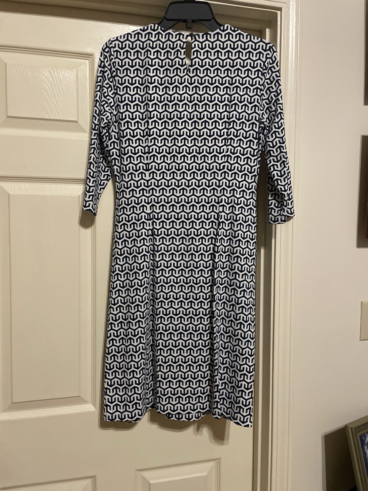 *NWOT* J. McLaughlin Catalyst Crew Neck Bainbridge Dress in Blue Geometric Print