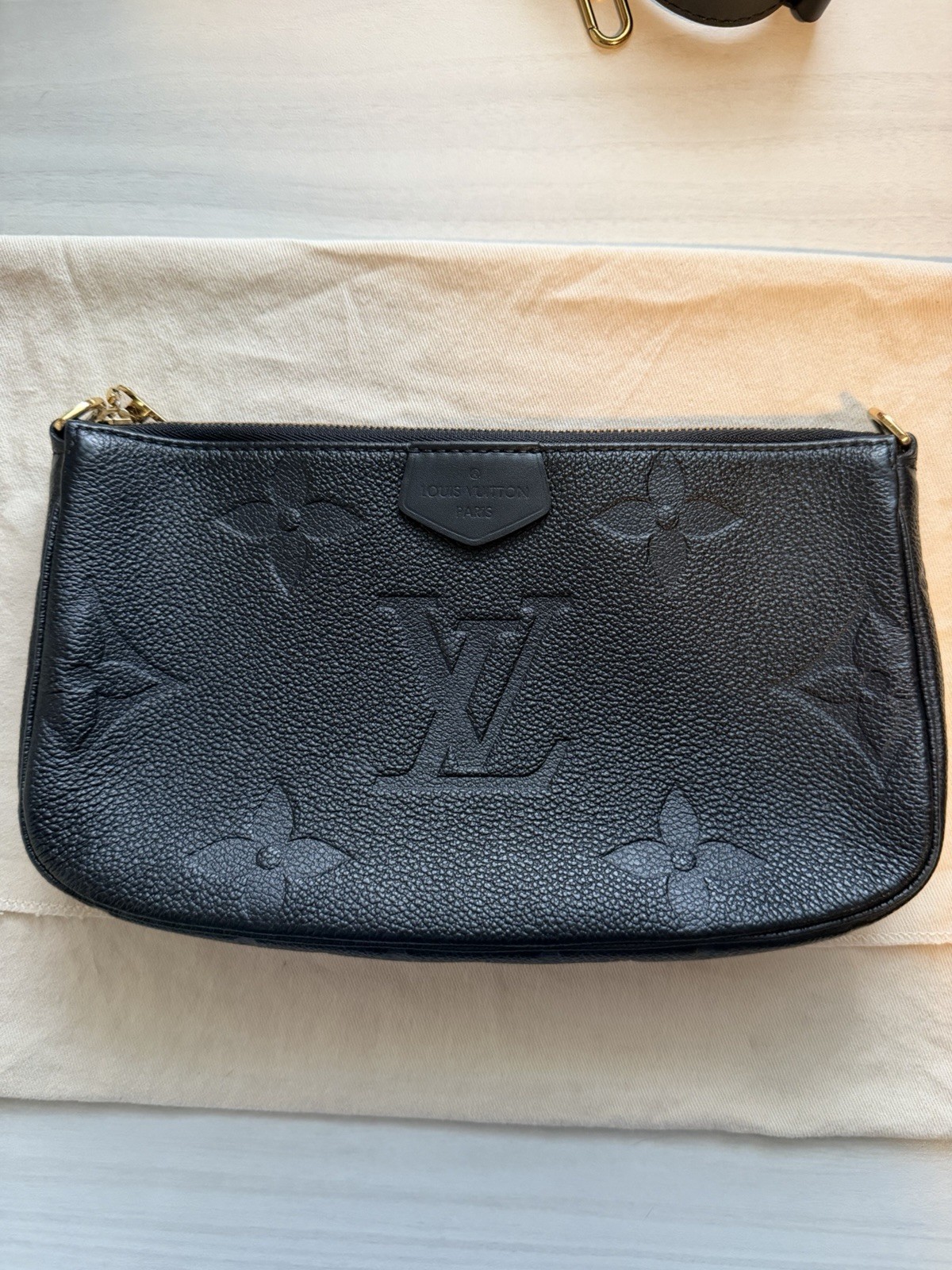 Louis Vuitton Multi Pochette Shoulder Bag Black Leather