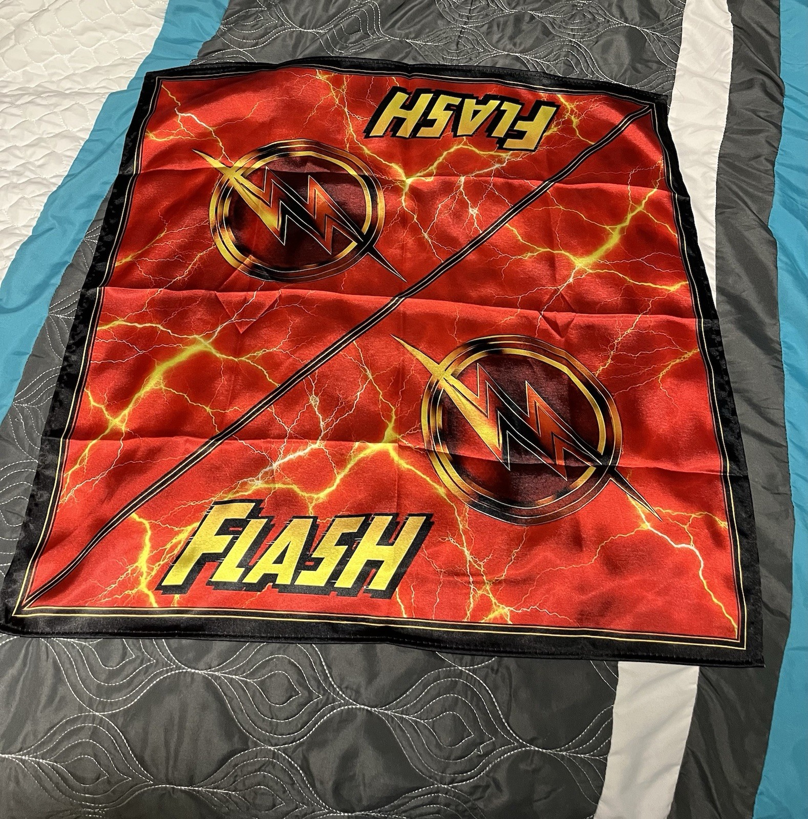 DC The Flash Lightning Bolt Bandana & Scarf