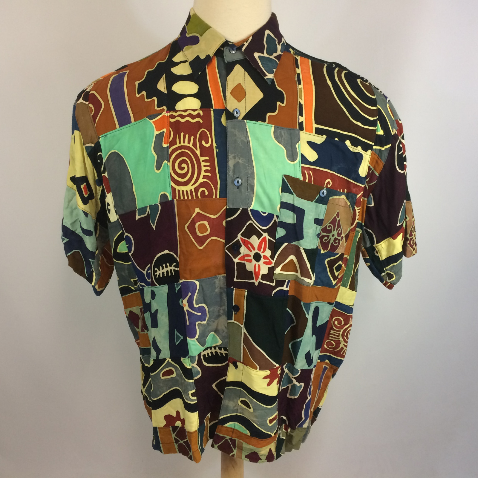 Vintage Abstract 100% Rayon Grunge Hip Hop 80s 90s Surf Skate Street Shirt
