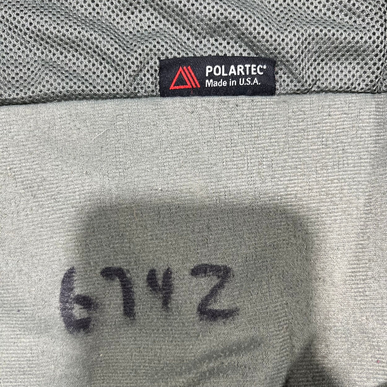 Vintage Army Fleece GI Gen lll in Foliage Green By PolarTec Damaged