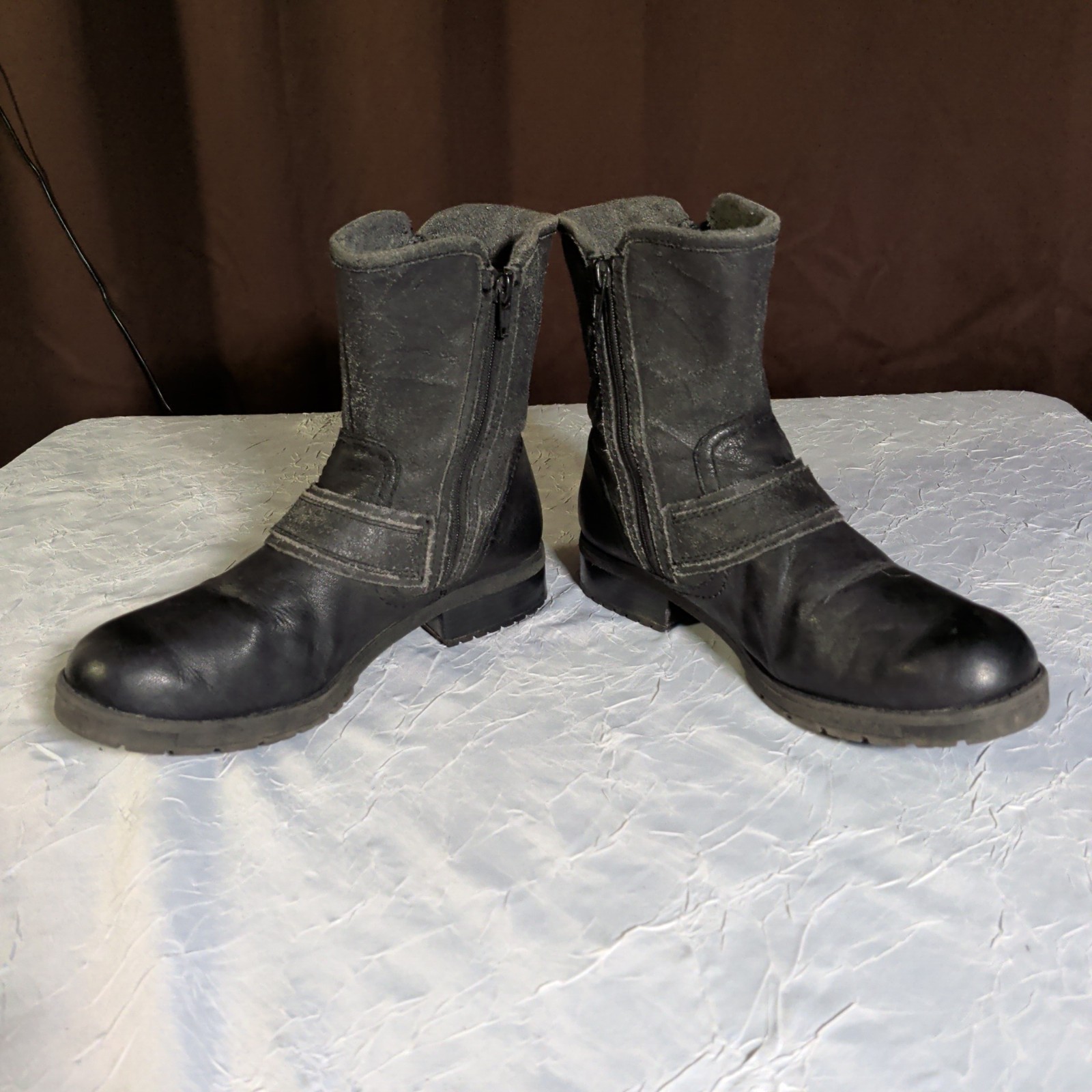 Clarks Collection Faralyn Boots Womens 8.5 M Zip Up Moto Bootie Black Distressed