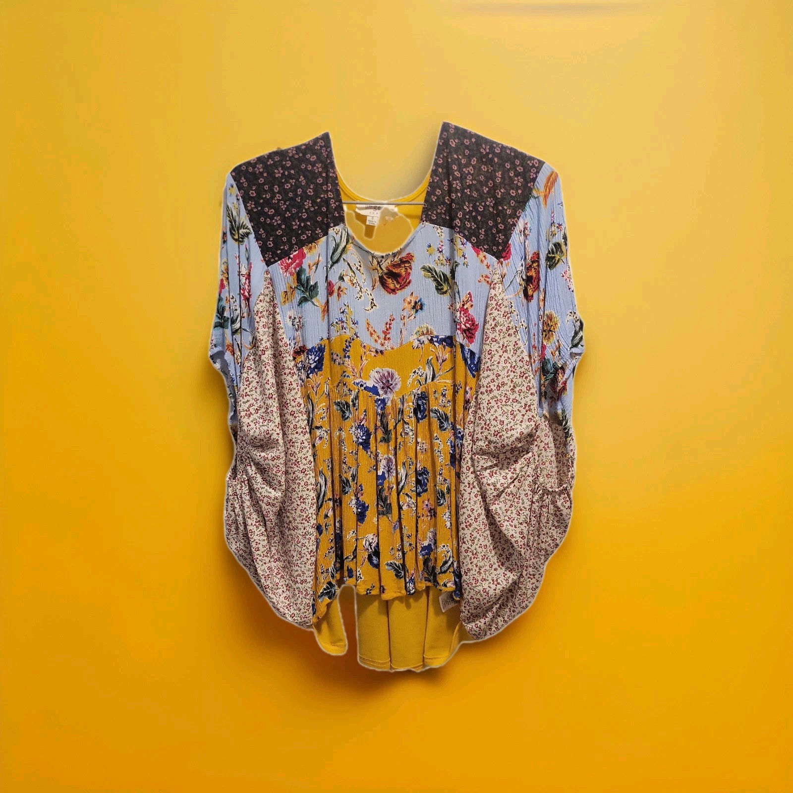 UmGee Ladies small..mustard & bby blue Floral Print .