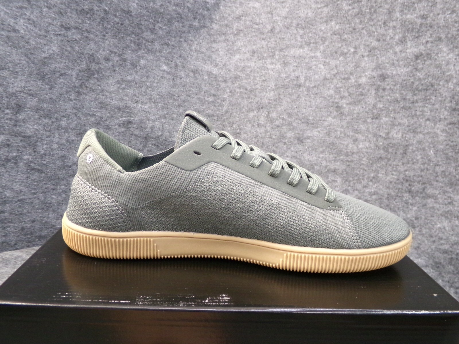 Flux Adapt Trainer Olive Gum Barefoot Athletic Knit Shoes Sneakers Mens Size 10