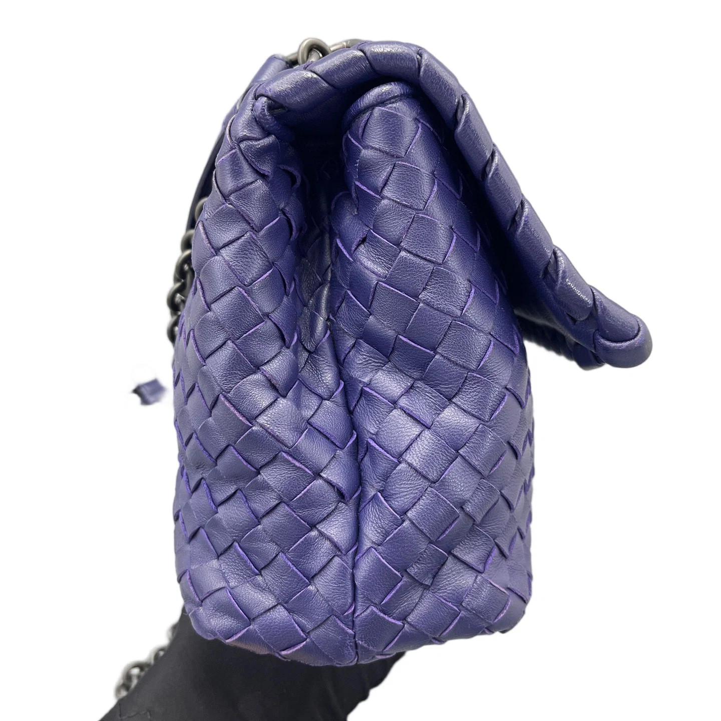 Bottega Veneta Medium Olimpia Shoulder Bag Calfskin Intrecciato (ym062826d1r)