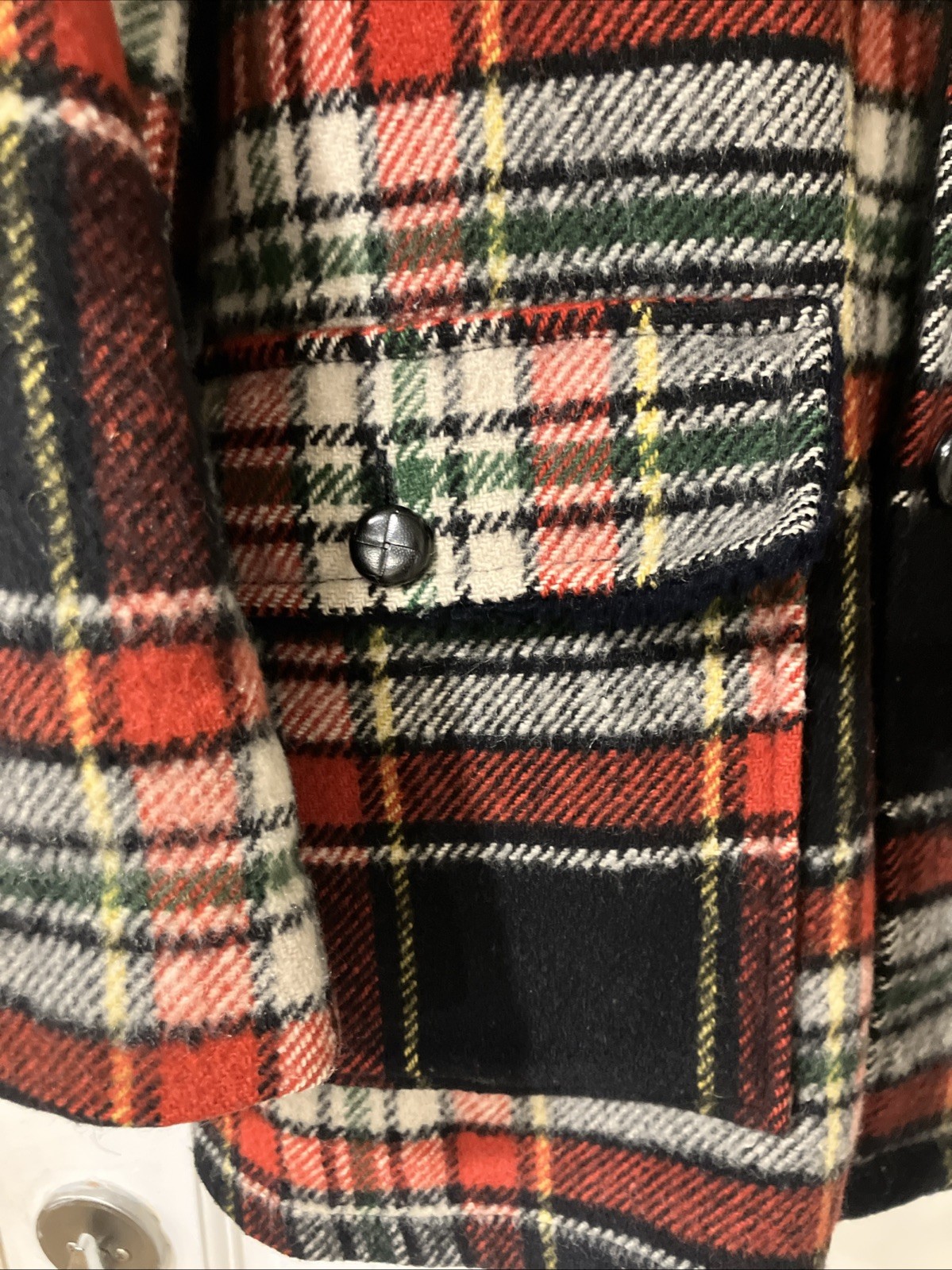 Vintage Plaid Fleece Lined Button Up Coat. Made In USA. Union Made. Size 40/M.