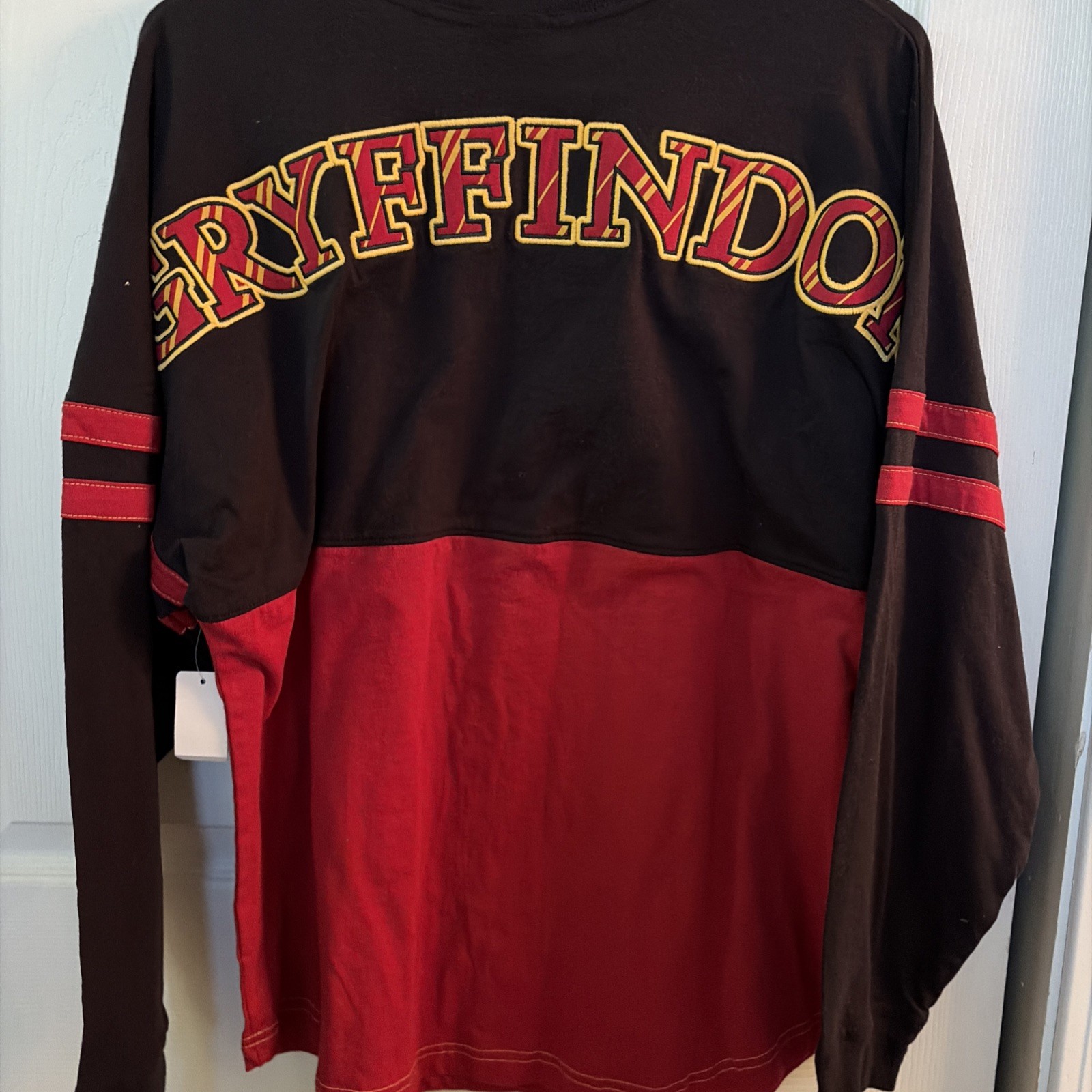 NEW Harry Potter Gryffindor Long Sleeve Spirit Jersey Universal Studios Size Med