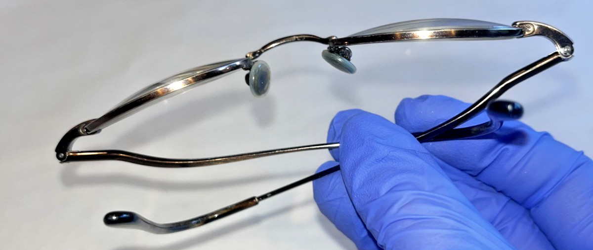 Retro Slim Vintage-Style Oval-Shaped Bronze Finish Metal Frame Glasses