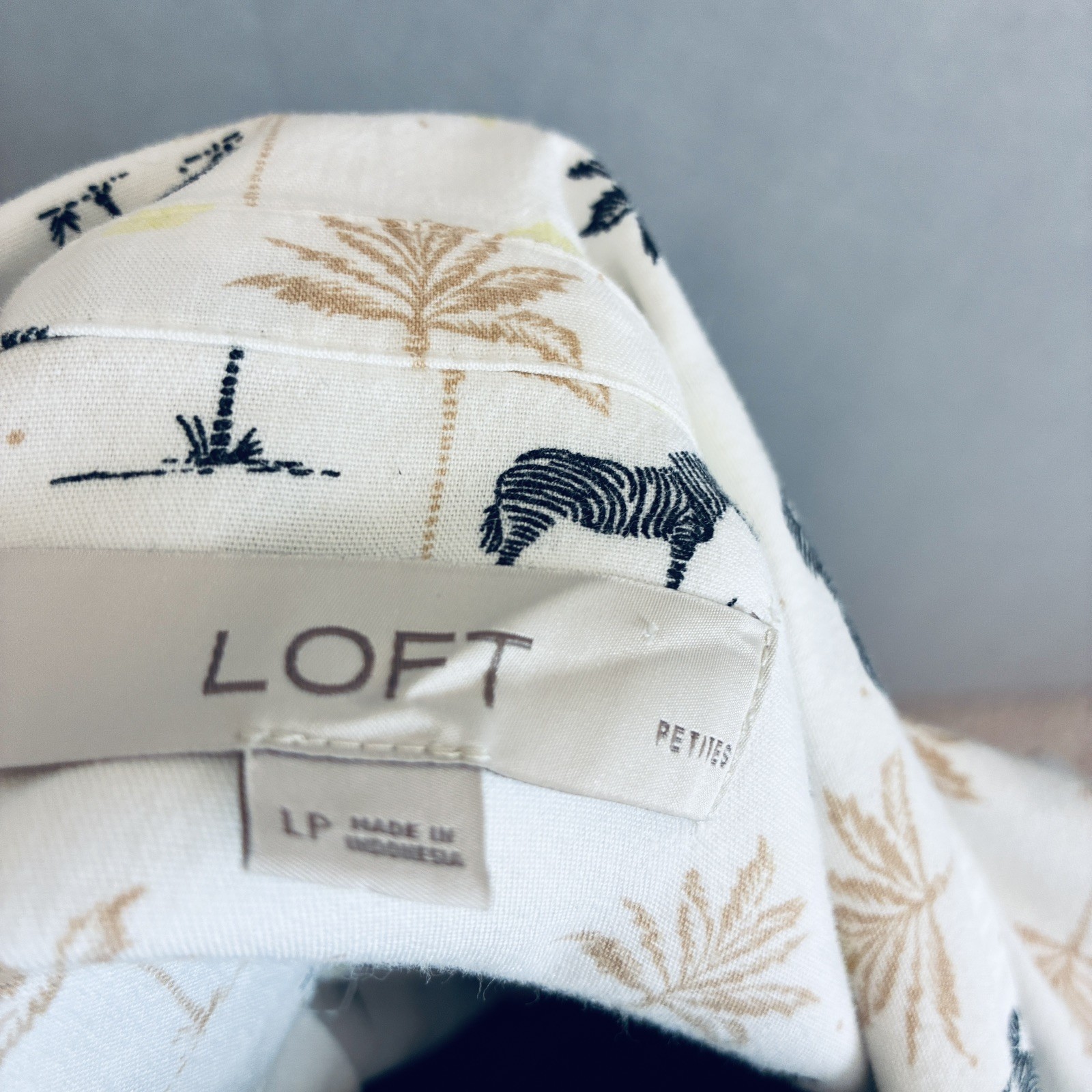 LOFT Safari Zebra Print Button Front Long Sleeve Collared Blouse Large Petite