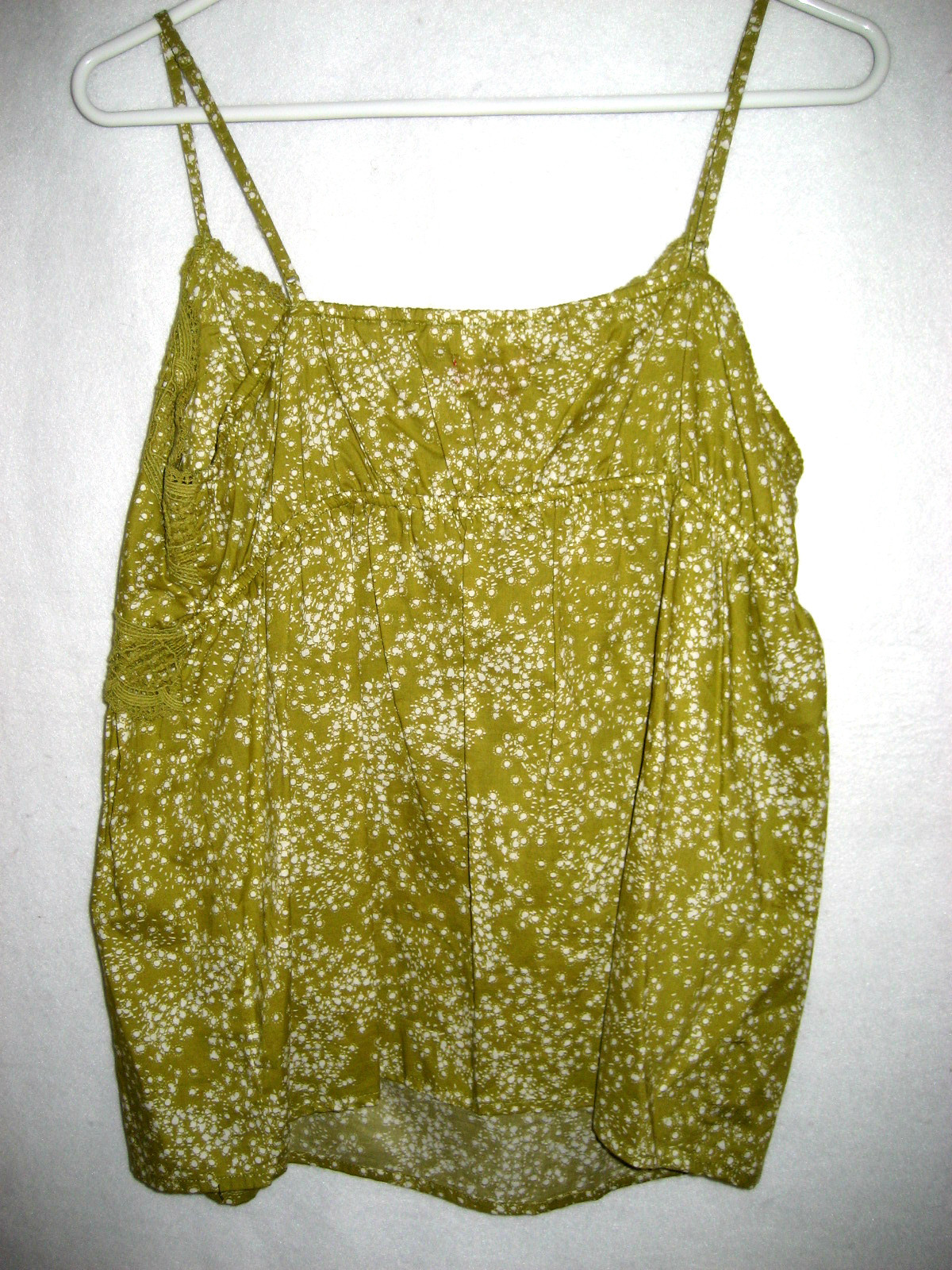 Juniors ELLE Spaghetti Strap Green Top – Size XL – New with Tag