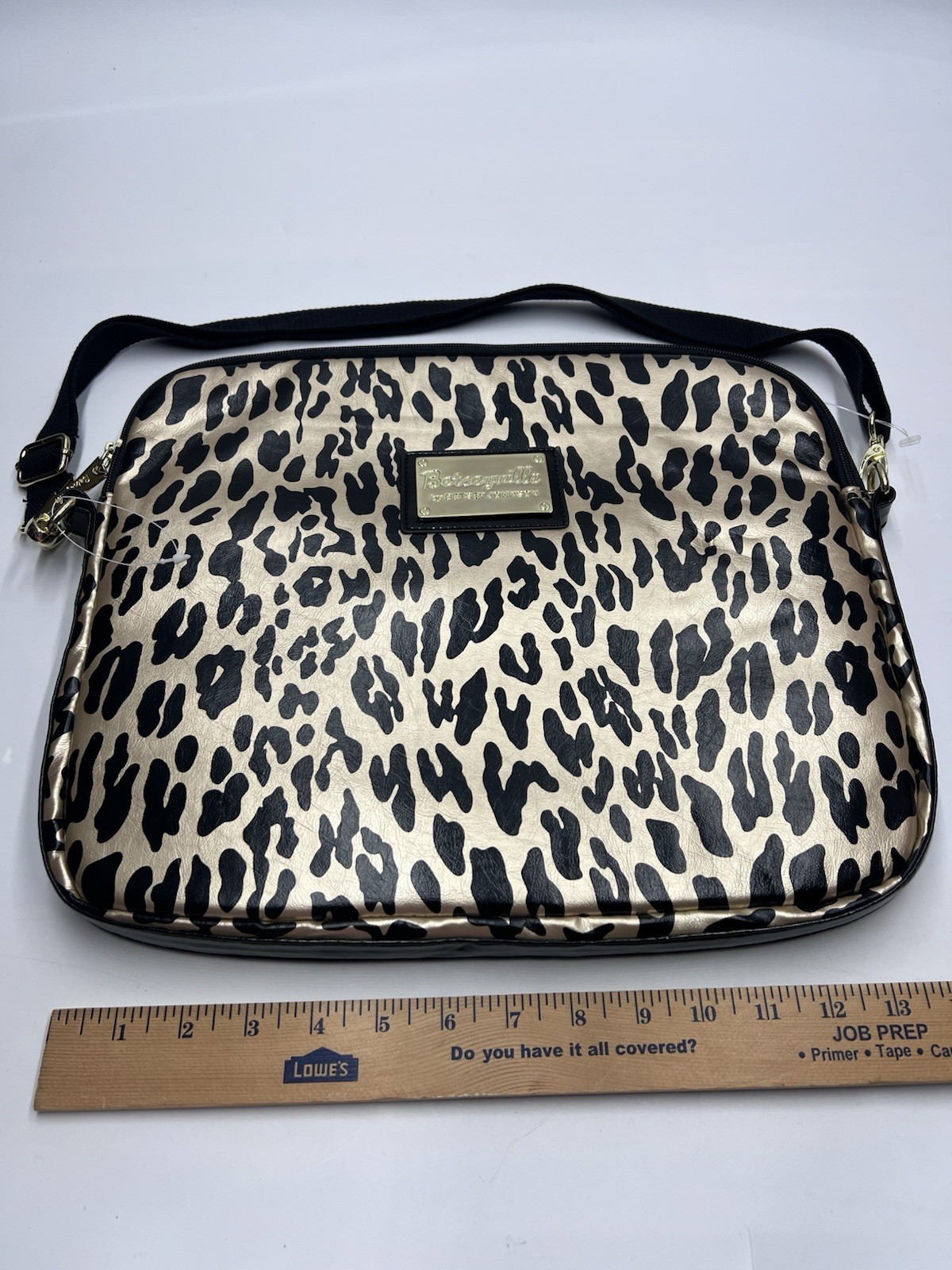 Betseyville Betsey Johnson Leopard Cheetah Animal Print Laptop Bag Case