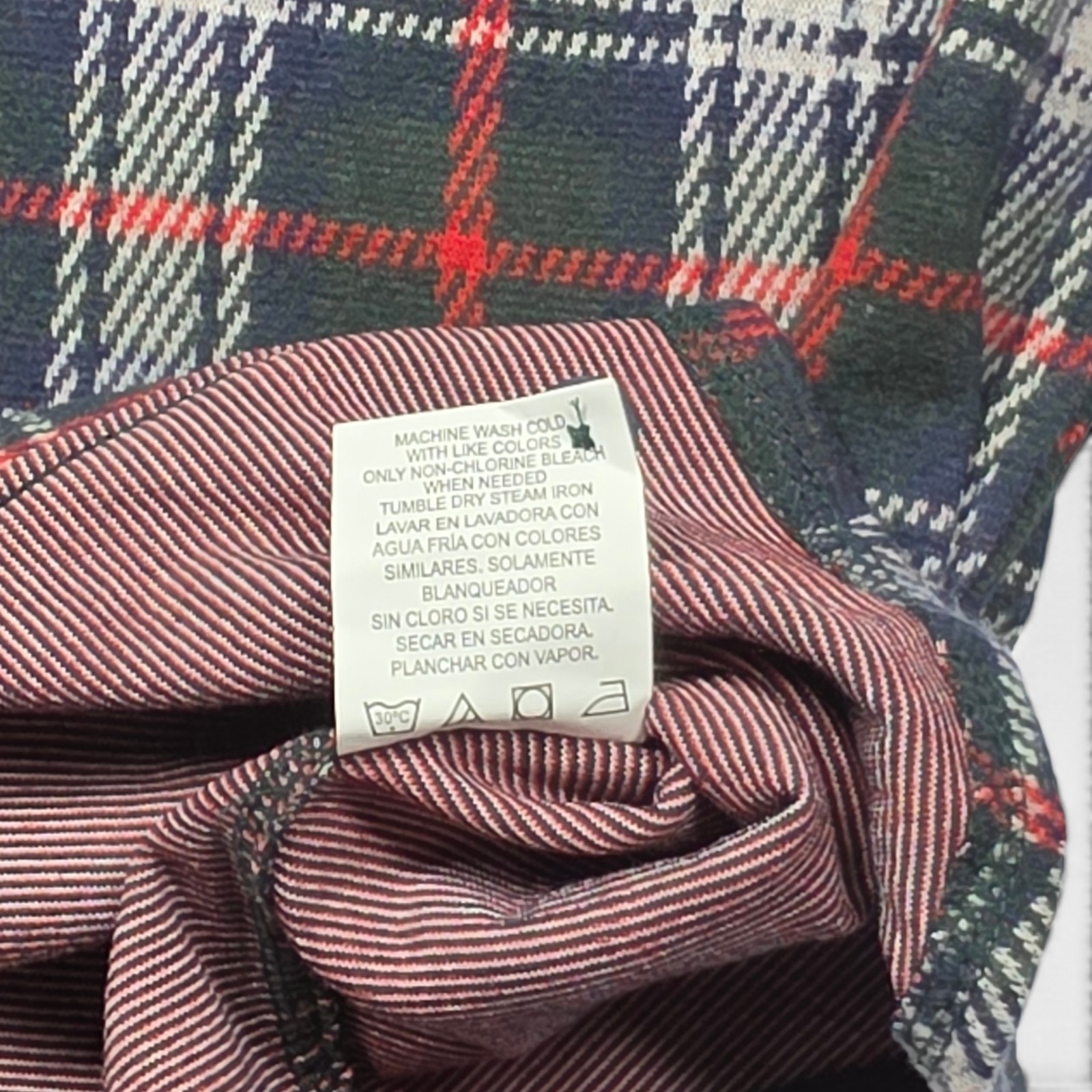 Sperry Plaid Flannel Shirt Men’s M Green Red Button Front 2 Pocket Stretch