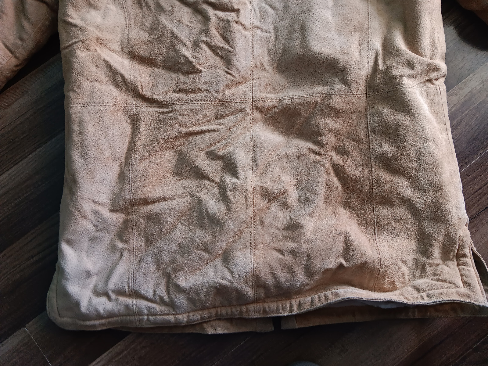 St John bay washable suede Leather Men’s size small beige faux fur lined jacket