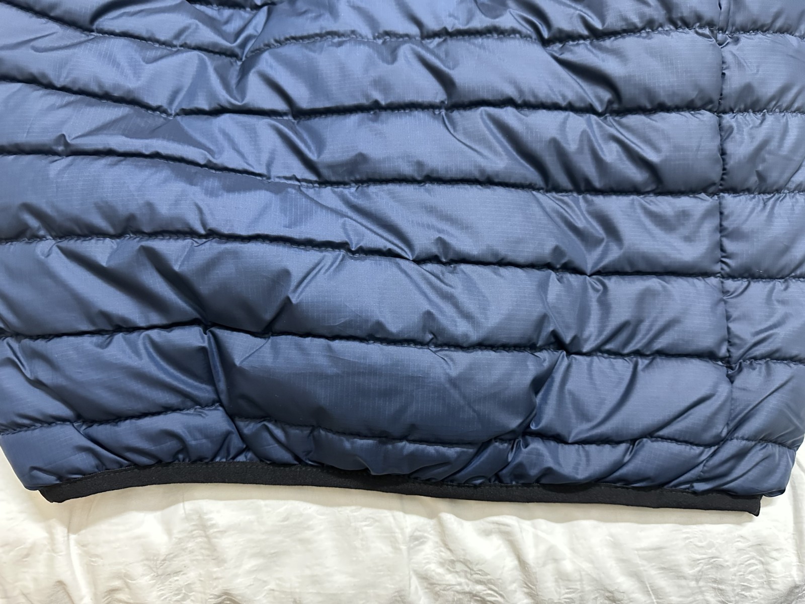 Moncler UME Reflective Blue Puffer Jacket Size 4 – New without tags