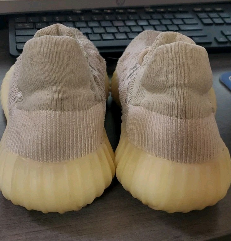 adidas Yeezy Mens Boost 350 V2 7.5