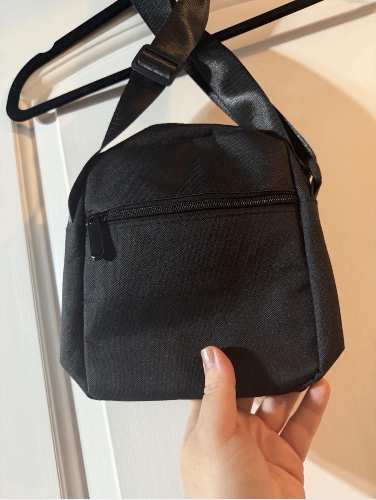 Rain City Drive Small Crossbody Sling Bag Zip closure