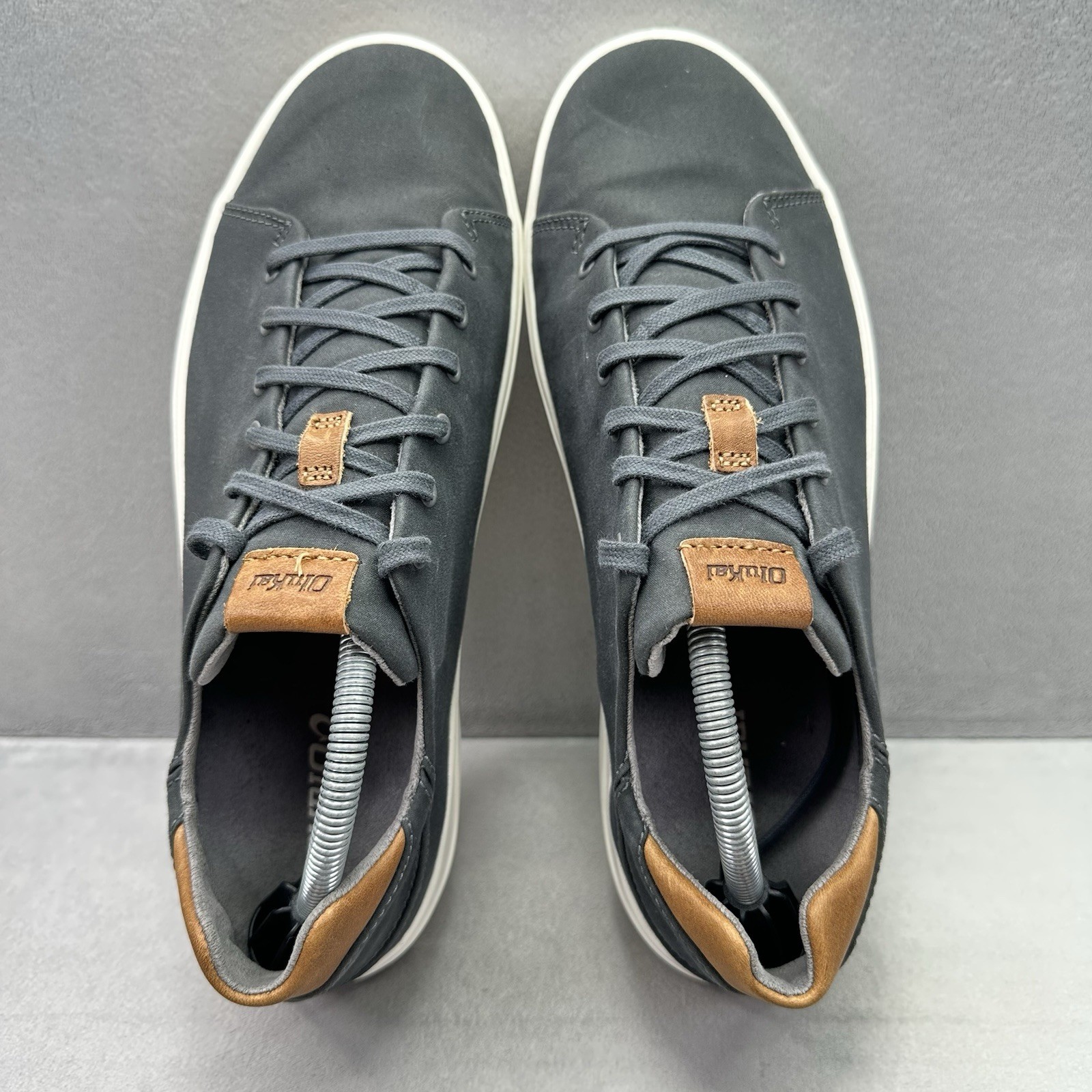 OluKai Lae’ahi Li Mens Size 10 Shoes Charcoal Gray Canvas Comfort Sneakers