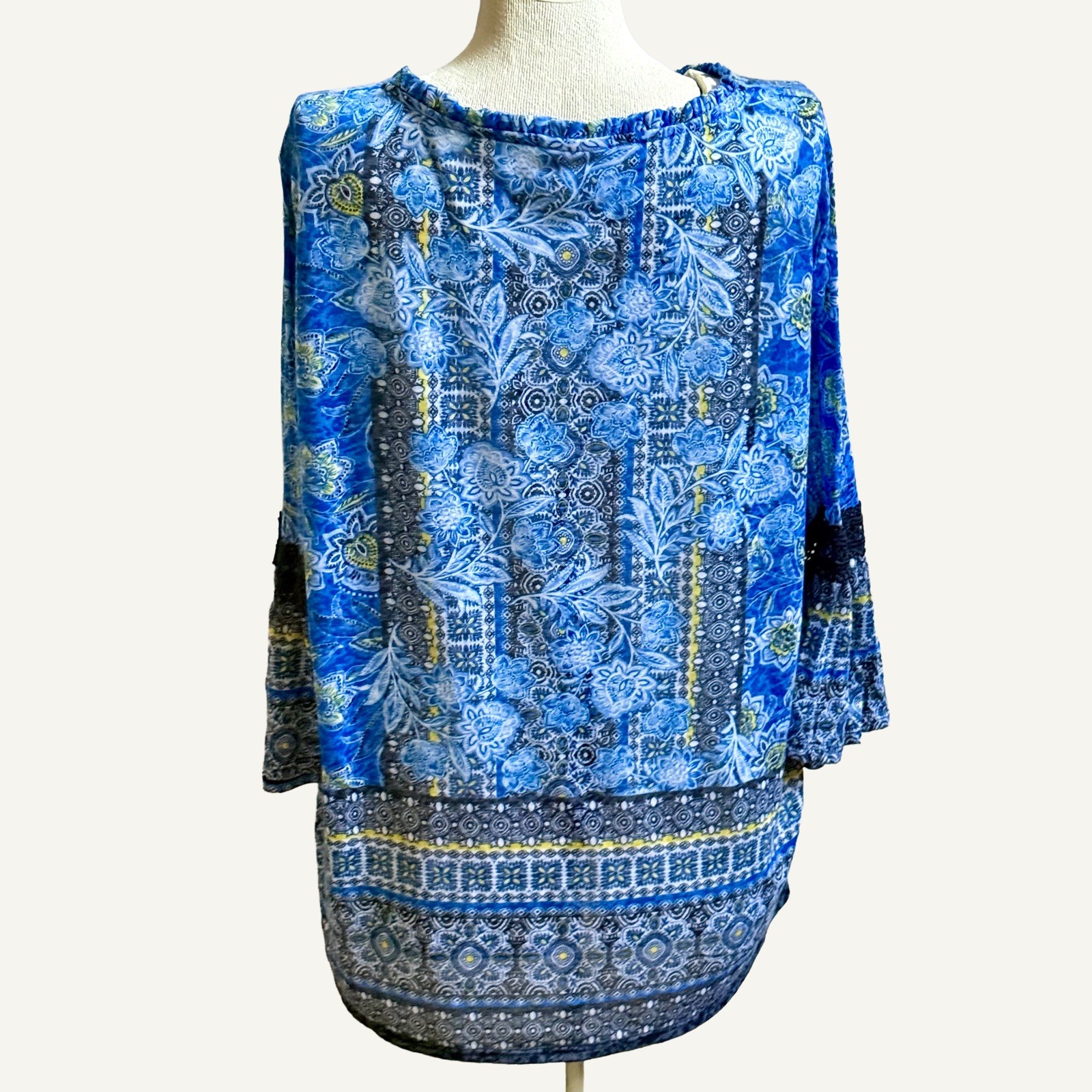 RUBY RD 2X Top Unique BOHO Lightweight Crochet Ruffles Blue Floral Bell Sleeves