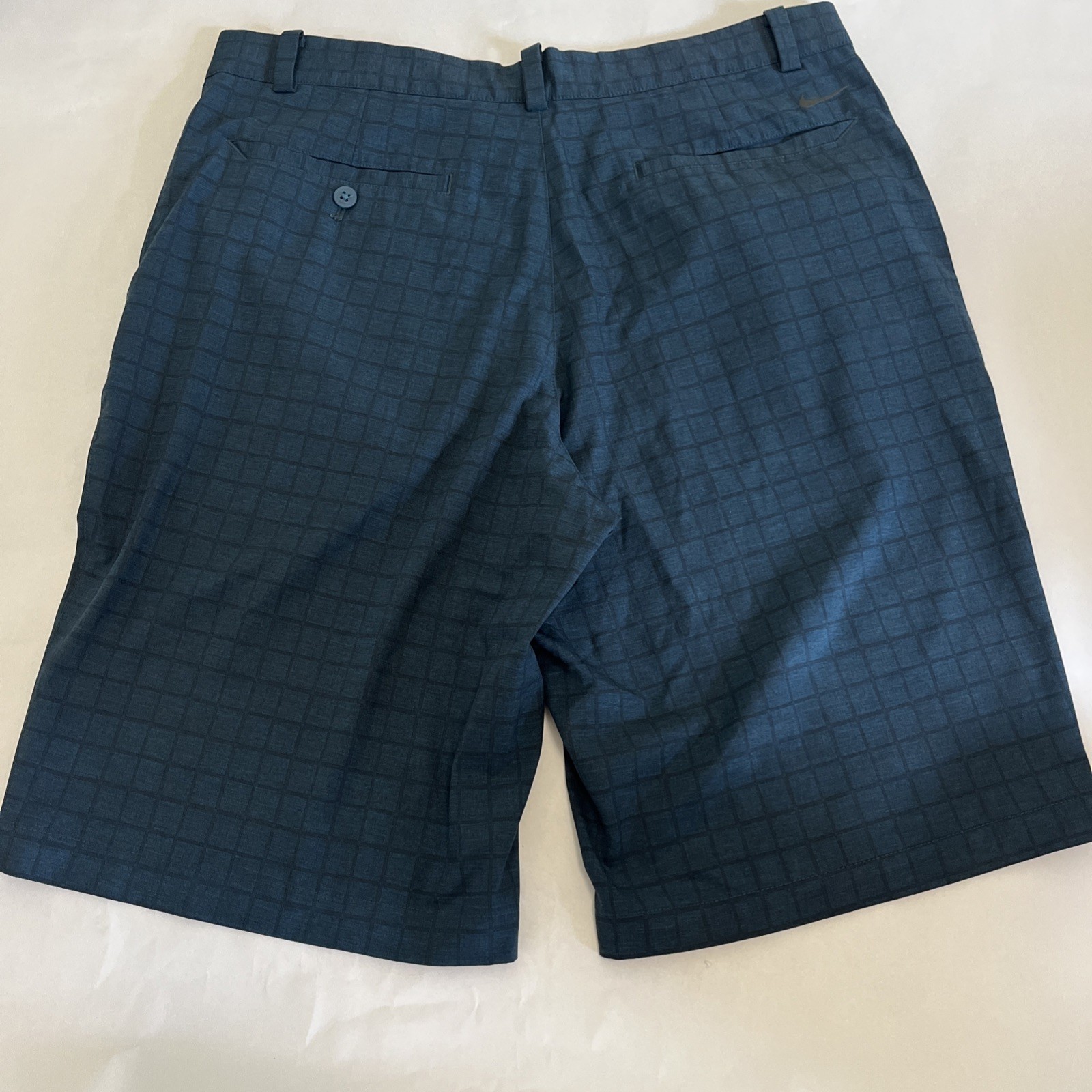 NIKE Men’s Golf Shorts Emerald/Black Striped Dri-FIT Stretch Fabric Size 34