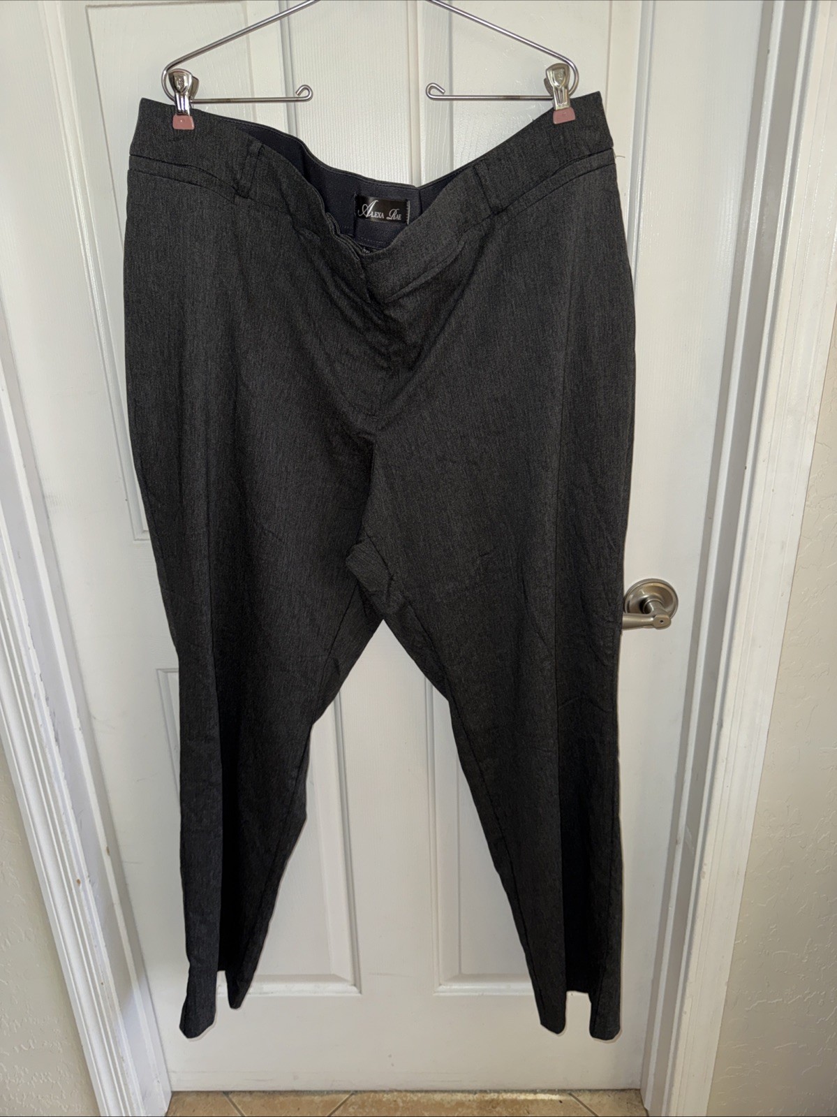 NWOT Alexa Rae Women’s 28W Charcoal Rayon/Spandex/Nylon Pants